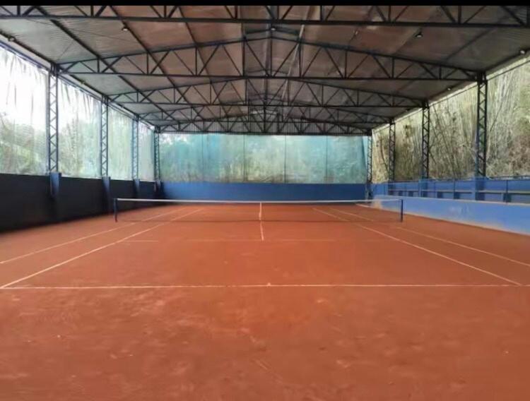 Ubatuba, Toninhas - Wembley Tenis Apartamento